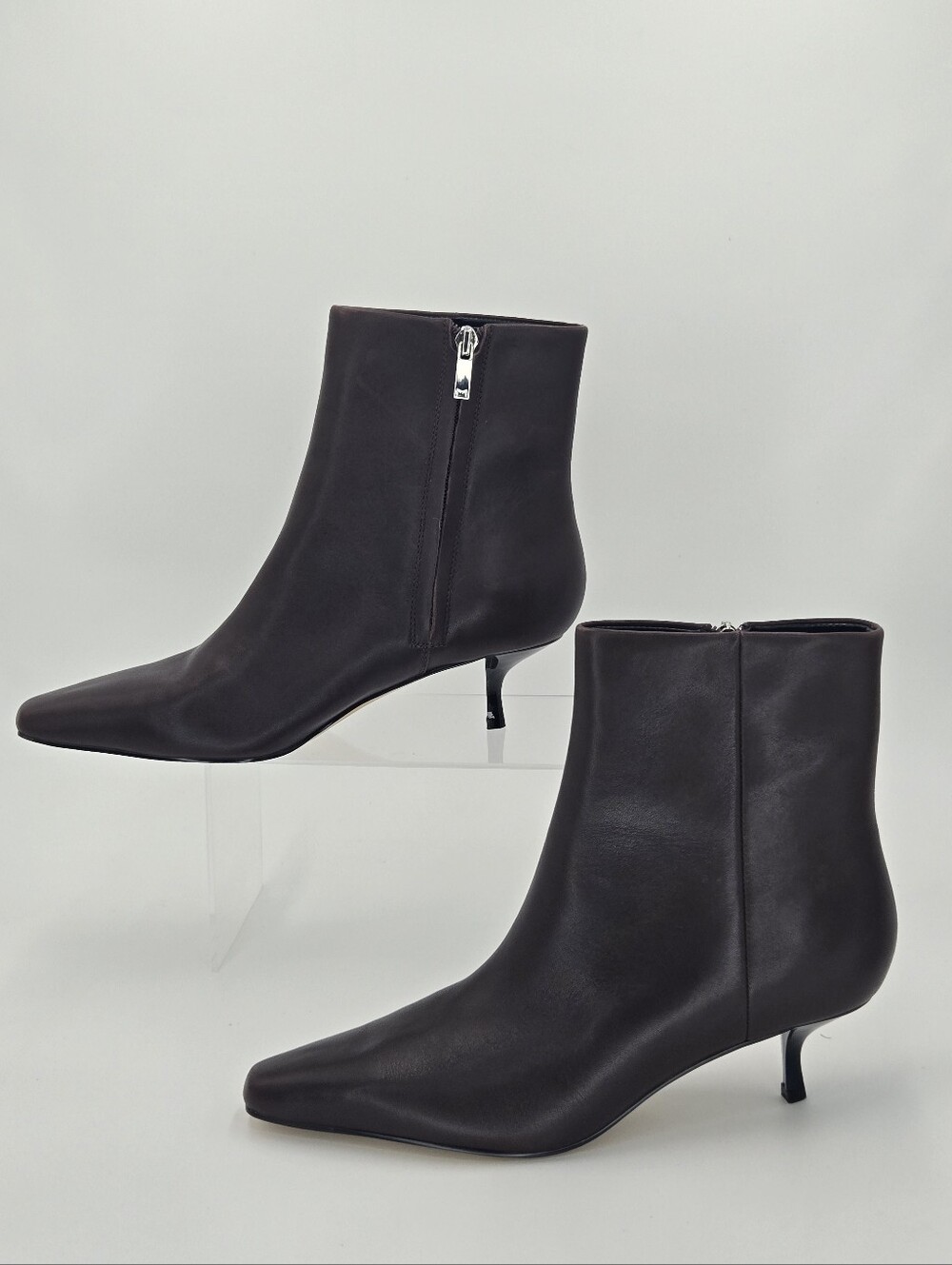 Marc Fisher LTD Kiona Brown Leather Kitten Heel Zipper Ankle Booties Size 8